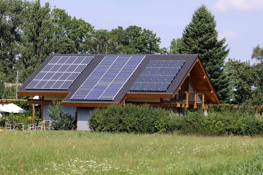 SOLAR HOUSE
