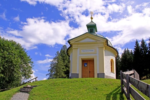 Maria Elend is one of the oldest places of pilgrimage in the Pinzgau. It is located near the village of Embach in a very beautiful alpine pasture area. The name &amp #8222 Oil&amp #8220 or &amp #8222 Misery&amp #8220 means &amp #8222 lonely area&amp #8220 .