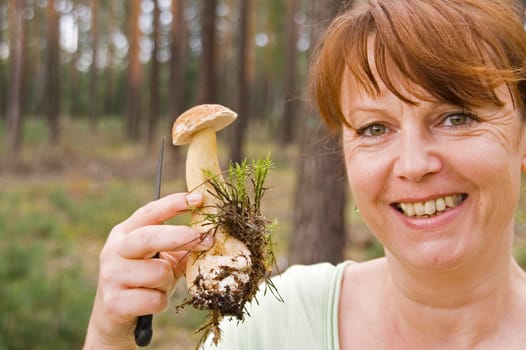 Woman with mushroom