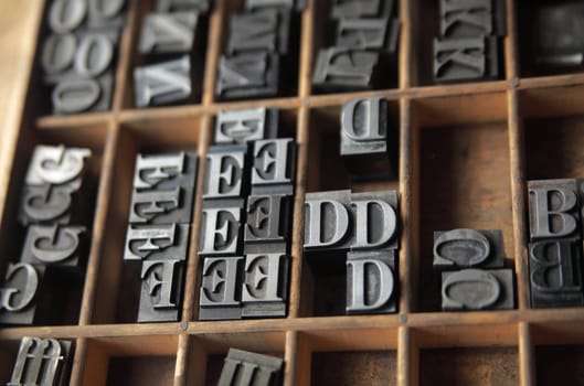 old lead letterpress type