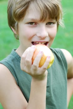 Eating apples