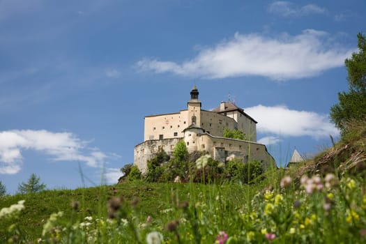 Tarasp Castle