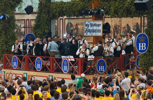 First day of the Oktoberfest in the HB tent