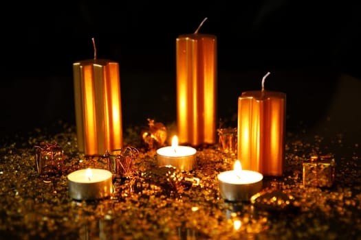 Tea lights with Christmas candles