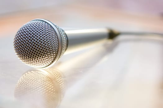 Microphone