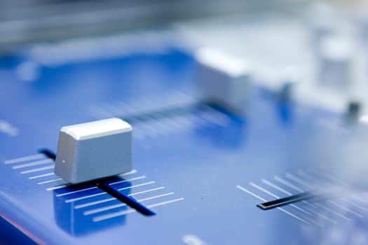 Digital equalizer