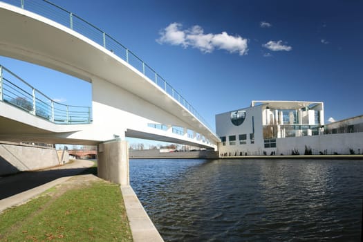 Bridge on the Spreebogen (Federal Chancellery)