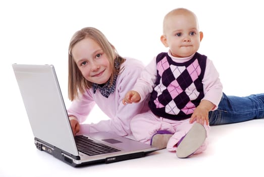 Children with laptop