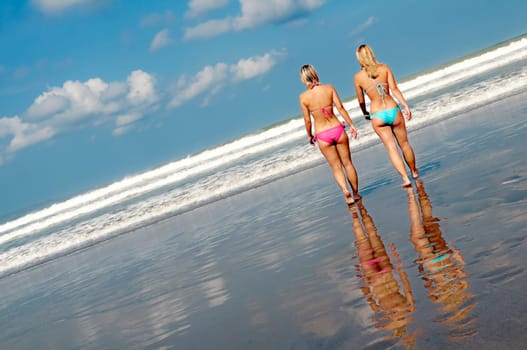 2 girls on the beach