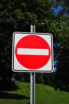 Wrong way traffic sign
