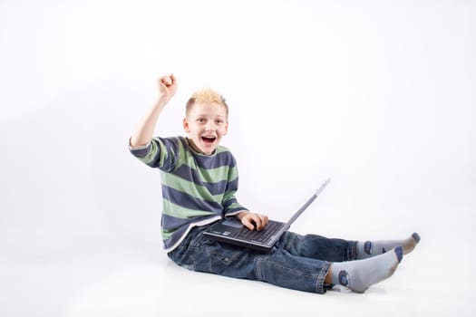 Youth Laptop wd338
