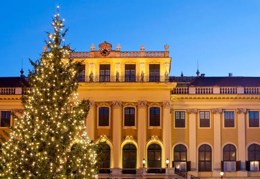 Schönbrunn Christmas Market in Vienna