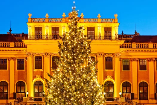 Schönbrunn Christmas Market in Vienna