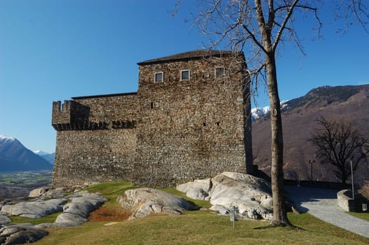 Sasso Corbaro castle