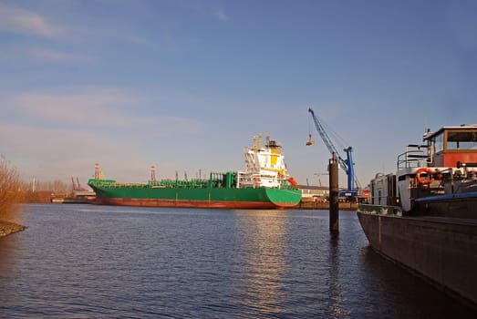 Container ship