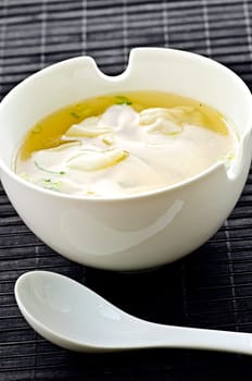 Wonton soup