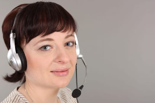 Call Center Agent Across