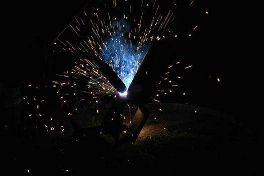 welder background