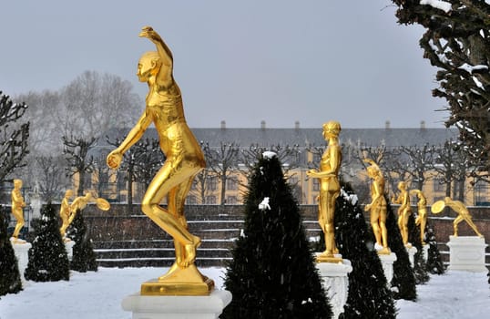 Golden Figurines Hanover Herrenhausen
