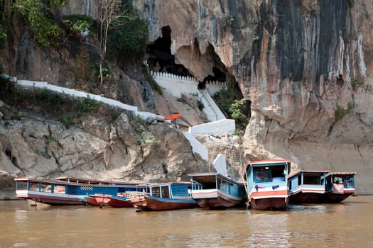 Pak Ou Cave