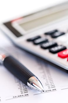 Tax calculator and pen