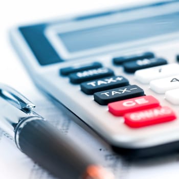 Tax calculator and pen