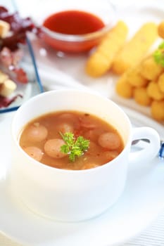 Red cabbage soup