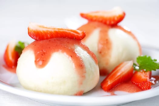 Dumplings with strawberry - knoedel