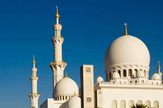 Abu Dhabi Mosque,UAE