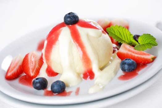 Dumplings with strawberry - knoedel