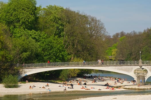 Spring on Munich's Isar