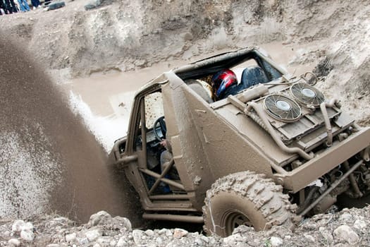 Off road car