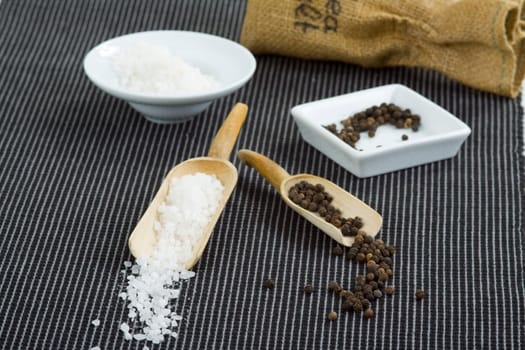 Pepper salt