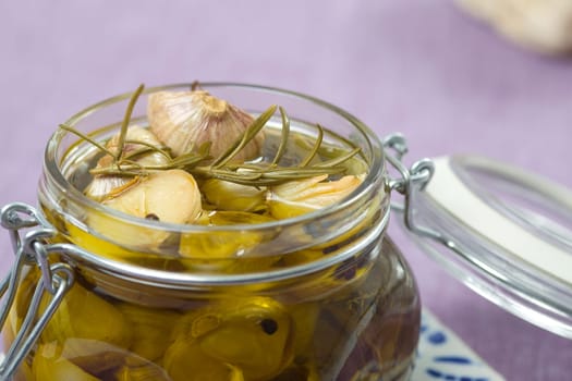 Garlic jar from above
