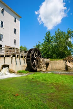 Water mill