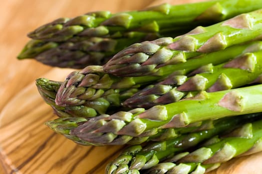 Green asparagus