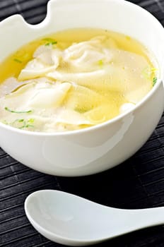 Wonton soup