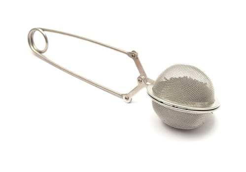 Black tea blend in tea tongs