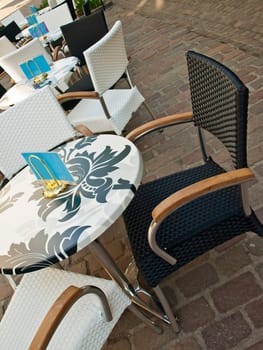 Street café
