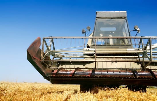 Agriculture - Combine