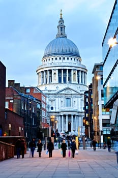 St. Pauls Cathedral London at dusk