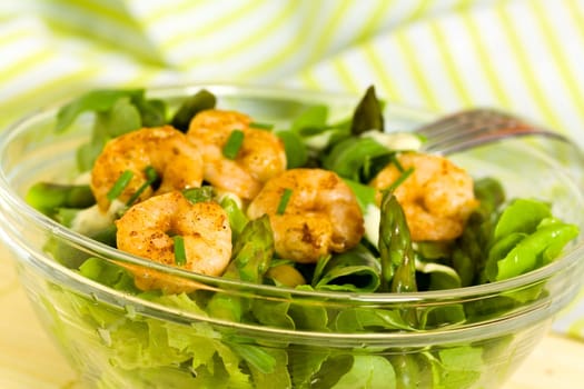Lamb's lettuce with olives,sauce