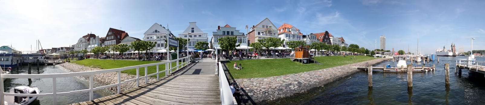 Promenade Travemünde in panorama format