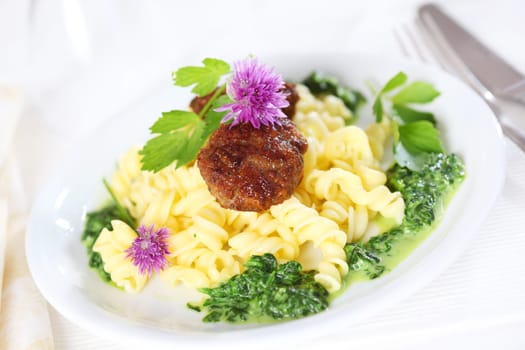 Past with meatball and spinach
