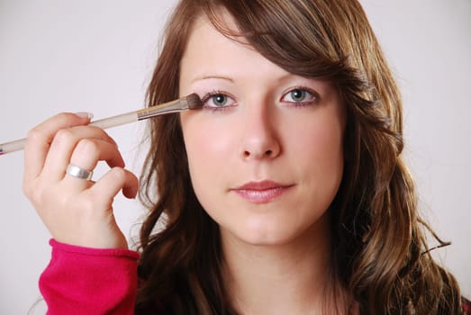Apply eyeshadow