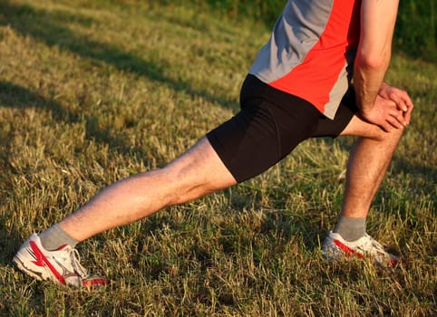 man warm up before run