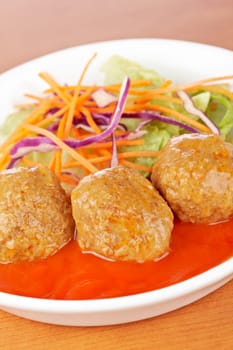Meatballs with salad