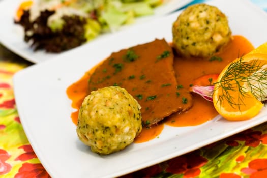 Roast Beef - roast beef with dumplings