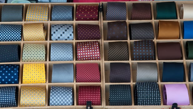 Tie