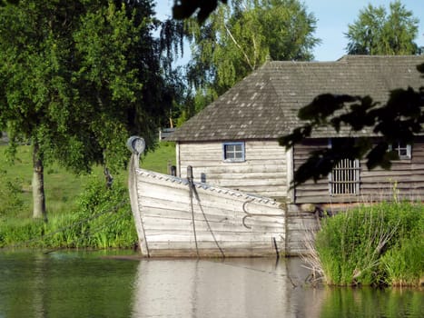 Ship's mill